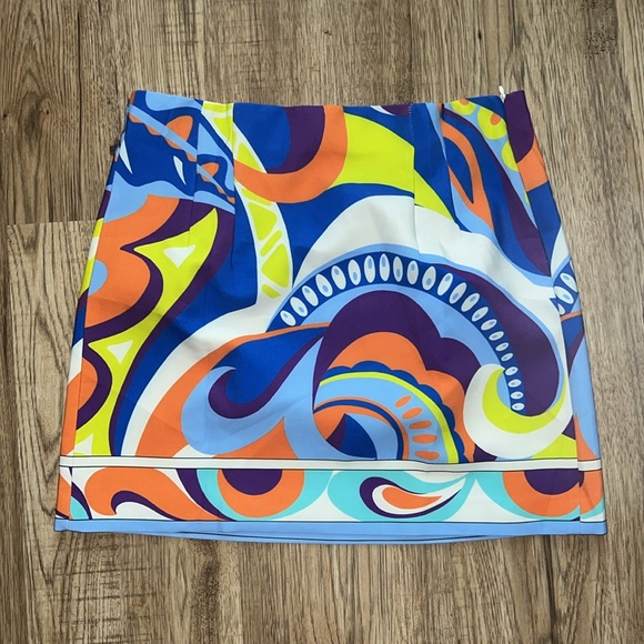 NEW! Zara Geometric Print Mini Skirt - Picture 3 of 7